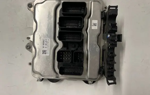 BMW 5 G30 G31 Engine control unit/module ECU