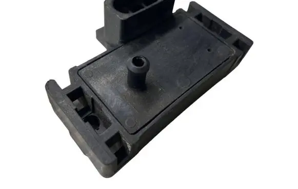 Volvo S40, V40 Air pressure sensor 8768084
