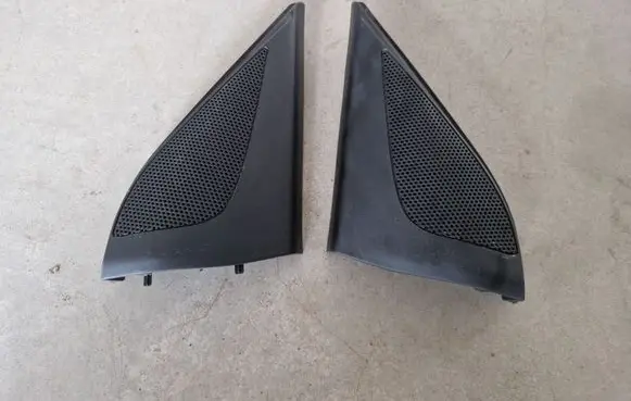 Mitsubishi L200 Front door high frequency speaker MR986377