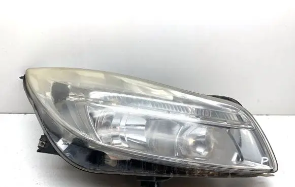 Opel Insignia A Headlight/headlamp 13226783