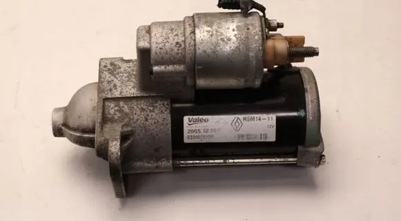 Renault Captur Starter motor 0281032215