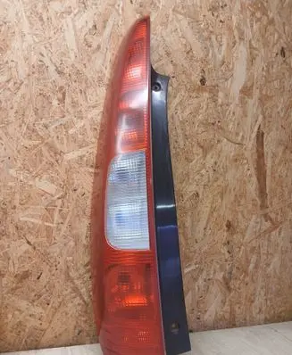 Mitsubishi Colt Rear/tail lights 8330A233