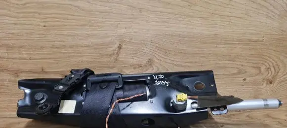 Volvo XC70 Front seatbelt 39818796