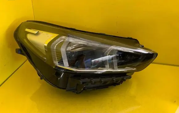 BMW X1 U11 Headlight/headlamp 5A9A228-01
