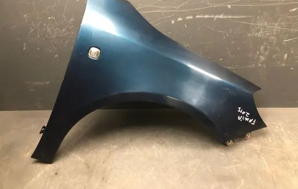 Skoda Fabia Mk2 (5J) Fender 5J0821162