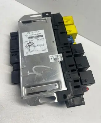 Mercedes-Benz S W220 Fuse module 05045113 A0285459832 045113050014