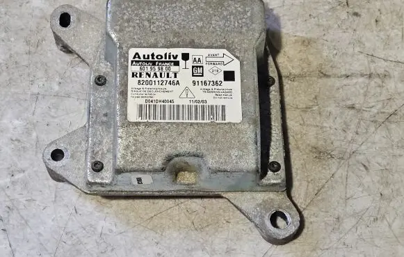 Nissan Primastar Airbag control unit/module 8200112746A 91167362