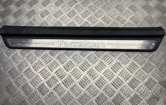 Hyundai Terracan Front sill trim cover 84250H1002