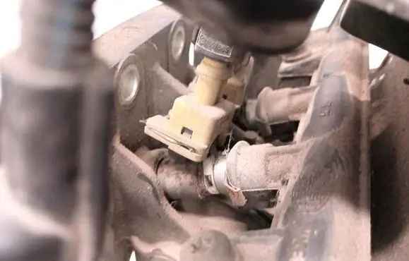 Fiat Punto (188) Fuel injector