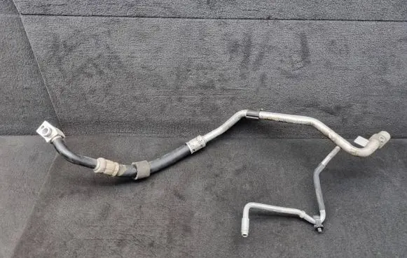 Audi Q7 4M Air conditioning (A/C) pipe/hose 4M1820740K