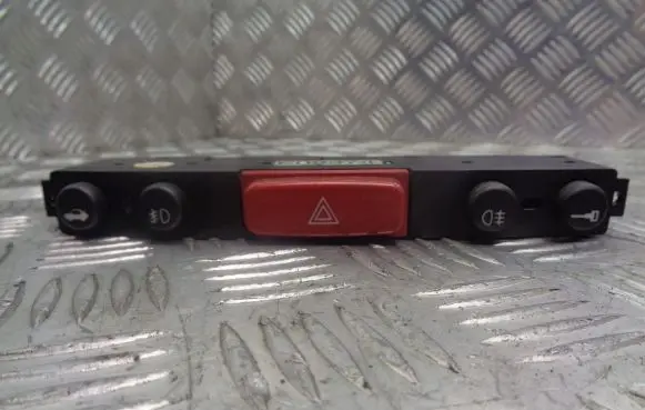 Alfa Romeo 147 Hazard light switch 735266925