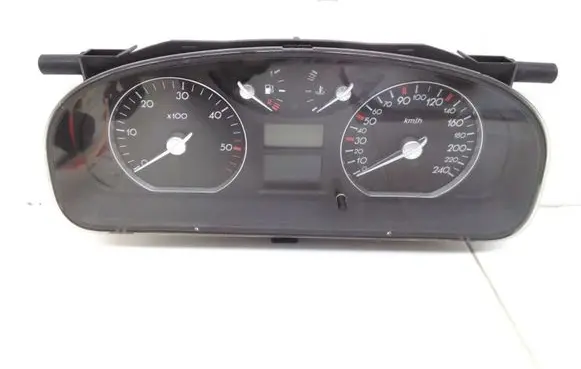 Renault Laguna II Speedometer (instrument cluster) 8200263357 551400302202
