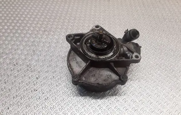 Audi A4 S4 B6 8E 8H Vacuum pump