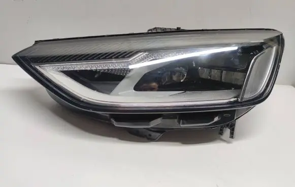 Audi A4 S4 B9 8W Headlight/headlamp 8W0941011