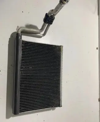 BMW 3 E90 E91 Air conditioning (A/C) radiator (interior) 05031B2072