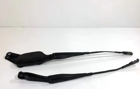 Mercedes-Benz GLE W167 Front wiper blade arm 