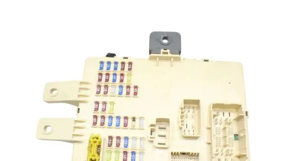 KIA Sportage Fuse module 919503W040