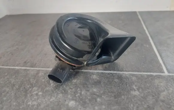 Volkswagen Golf V Horn signal CH2143