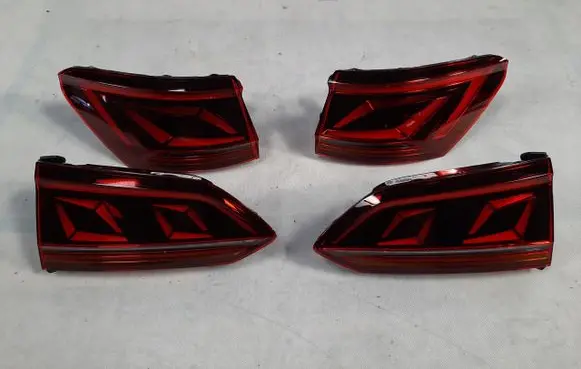 Volkswagen Touareg III Rear/tail lights set 760945207B