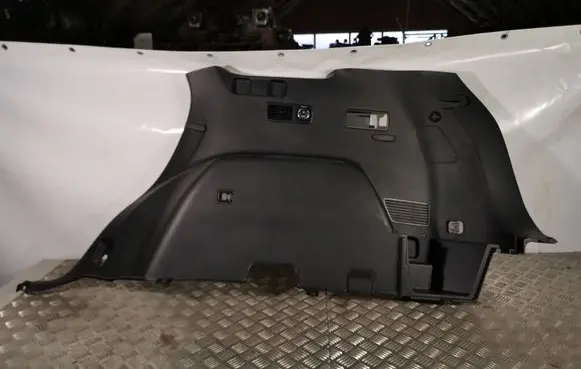 KIA Sorento Trunk/boot lower side trim panel 