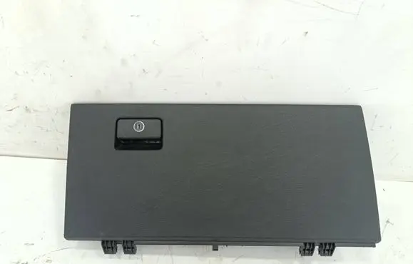 Toyota Sienna XL40 IV Glove box 5555208040