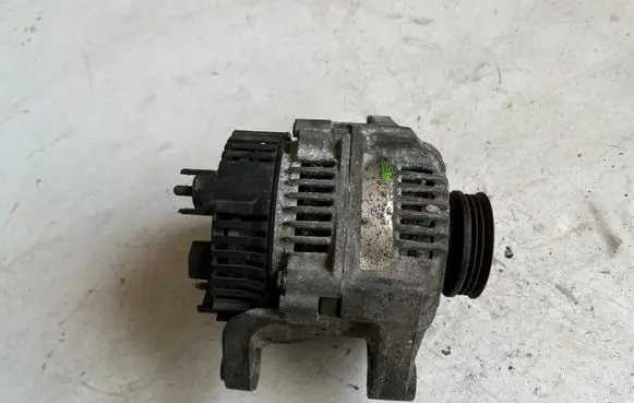 Renault Megane I Generator/alternator