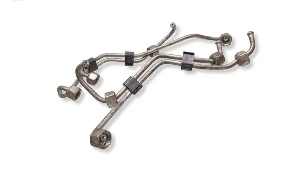 Audi A6 S6 C5 4B Fuel injector supply line/pipe 