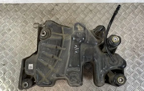 Nissan X-Trail T32 AdBlue liquid reservoir 204117FV0D