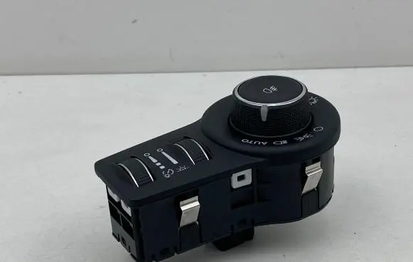 Chrysler Pacifica Light switch 120010493