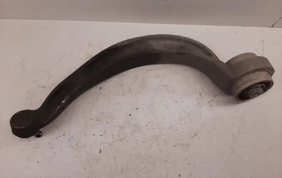 Front lower control arm/wishbone