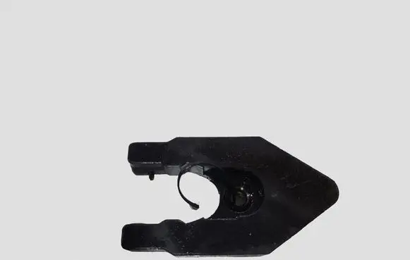 Nissan X-Trail T30 Fuel Injector clamp holder