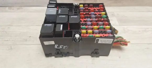 Ford Fiesta Fuse box set 6S6T14401AFF