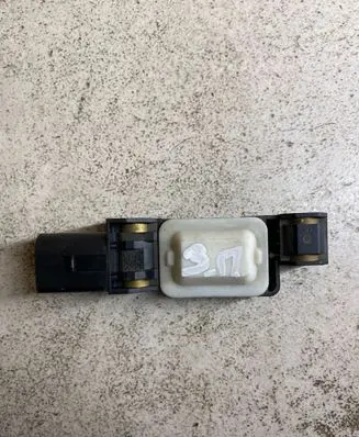 Volkswagen Phaeton Airbag deployment crash/impact sensor 8E0959643D 040903 0232F01TRARJ