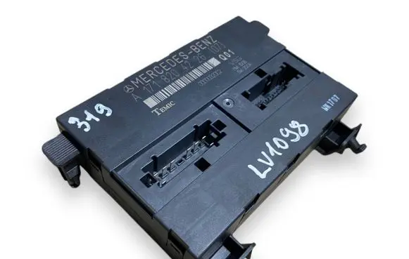 Mercedes-Benz SLK R171 Sunroof control unit/module A1718204226 00000320C2