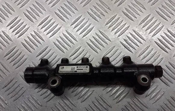 Mazda 3 I Fuel main line pipe 9654592680
