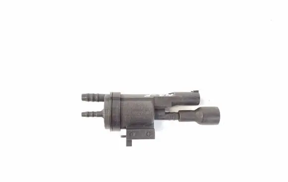Mercedes-Benz E W212 Turbo solenoid valve A0025407097