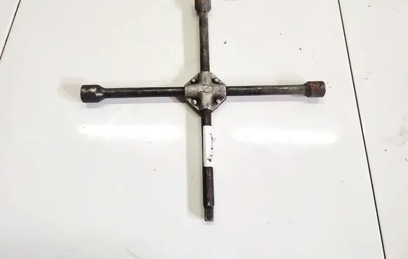 Ford Transit Wheel nut wrench 