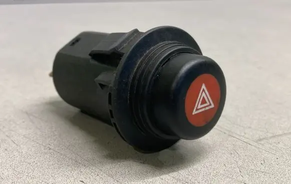 Opel Kadett E Hazard light switch 90181853