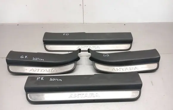 Opel Antara sill trim set (inner) 95063034