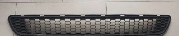 Toyota Sienna XL30 III Front bumper lower grill 5311208010