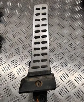 KIA Sorento Accelerator throttle pedal 
