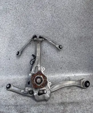 Audi Q7 4M Front wheel hub 4M0407241K