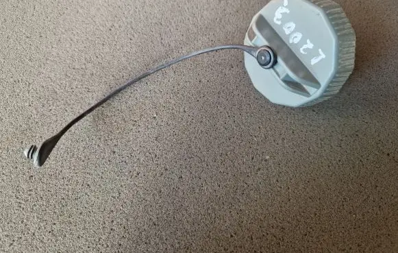 Fuel tank filler cap
