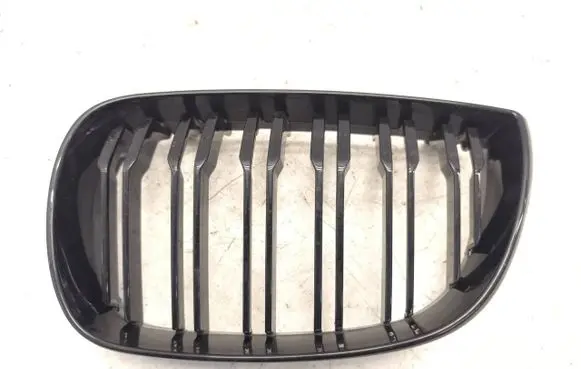 BMW 1 E81 E87 Front grill