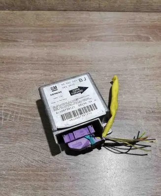 Opel Astra F Airbag control unit/module 90562544