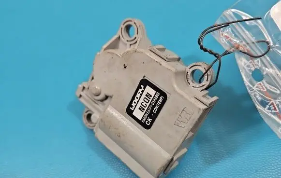 KIA Stinger A/C air flow flap actuator/motor EA1F1-GXHAB02 IMPRK1522280