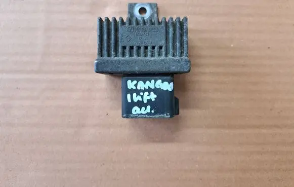 Renault Kangoo I Glow plug pre-heat relay 7700115078