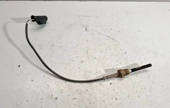 Volvo XC70 Exhaust gas temperature sensor 30713739A