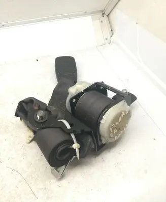 Honda Accord Middle seatbelt buckle (rear) 327621