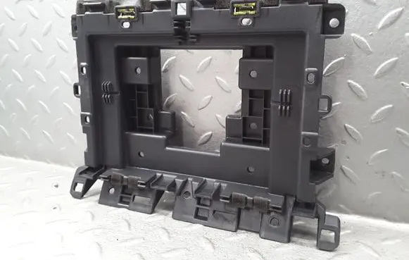 Citroen C5 Aircross Navigation GPS unit bracket/holder 9817075980